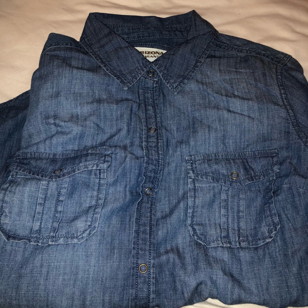 Blue jean jacket type long sleeve shirt